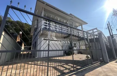 Casa com 3 quartos à venda na rua amélia fernandes de lima bueno, 585, santo antônio, caxias do sul por r$ 750.000