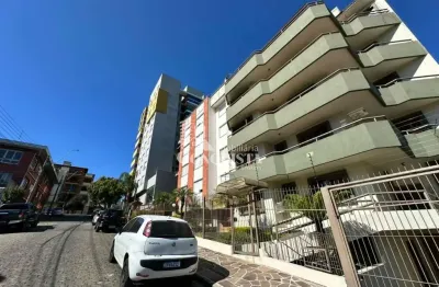 Apartamento com 2 quartos para alugar na Pedro Buffon, 947, Pio X, Caxias do Sul por R$ 2.000
