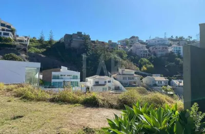 Terreno em condomínio fechado à venda na Rua Sevilha, --, Vila Castela, Nova Lima