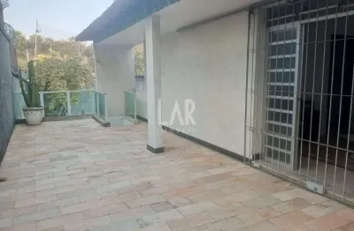 Casa à venda, 3 quartos, 1 suíte, 8 vagas, coração eucarístico - belo horizonte/mg