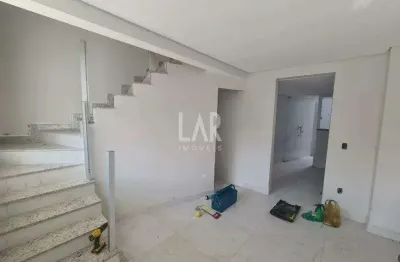Casa geminada à venda, 2 quartos, 1 vaga, céu azul - belo horizonte/mg