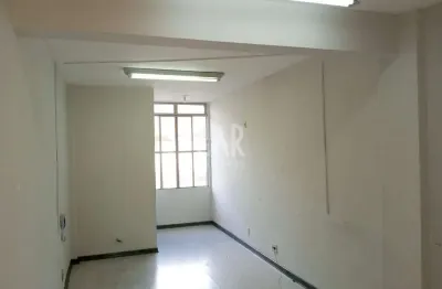 Sala comercial para alugar na Rua Sena Madureira, --, Ouro Preto, Belo Horizonte