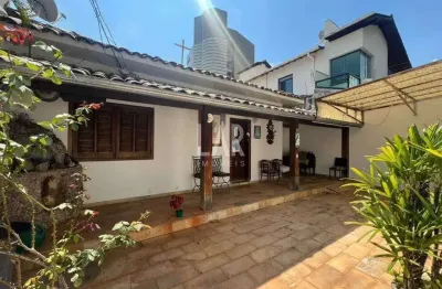 Casa com 4 quartos à venda na Rua Itapemirim, --, Serra, Belo Horizonte