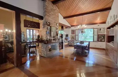 Casa para aluguel, 4 quartos, 2 suítes, 6 vagas, Mangabeiras - Belo Horizonte/MG