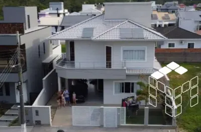 Casa em condomínio fechado com 3 quartos à venda na rua monte cambirela, 455, praia de fora, palhoça por r$ 1.500.000