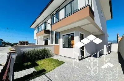 Casa com 2 quartos à venda na nielsen ubiratã delfino josé, 12, bela vista, palhoça por r$ 469.900