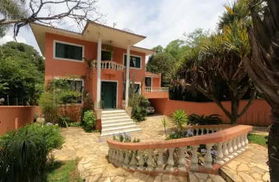 Casa para venda em poços de caldas, bianuce, 4 dormitórios, 1 suíte, 3 banheiros, 4 vagas