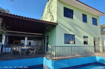 Casa para venda em caldas, laranjeiras, 3 dormitórios, 2 banheiros, 3 vagas