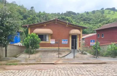 Casa para Venda em Caldas, Pocinhos do Rio Verde, 2 dormitórios, 1 banheiro, 3 vagas