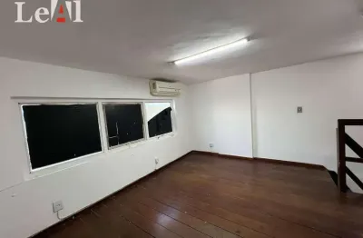 Sala comercial com 1 sala à venda no Centro, Maricá 