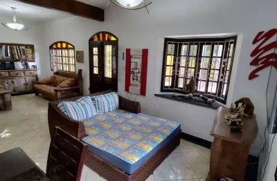 Casa com 3 dormitórios, 800 m² - venda por r$ 1.485.000,00 ou aluguel por r$ 5.800,00/mês - colonial village (caucaia do alto) - cotia/sp