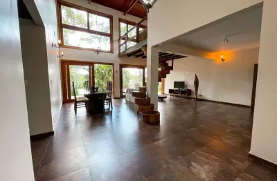 Casa com 3 dormitórios à venda, 370 m² por r$ 1.700.000,00 - forest hills - jandira/sp