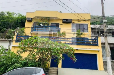 Casa com 4 quartos à venda na Rua Roberto Augusto Morgado, 219, São Francisco, Niterói