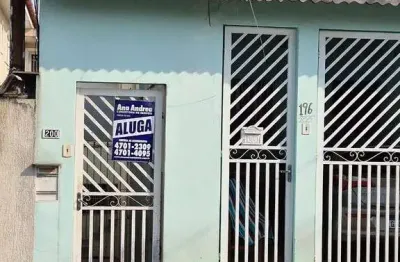 Casa com 2 quartos para alugar no Jardim Umarizal, São Paulo 