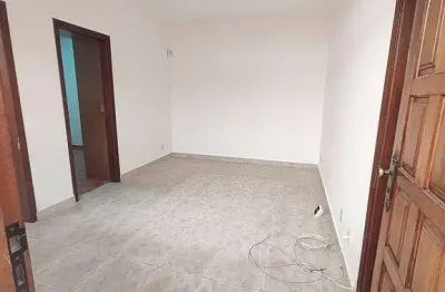 Casa com 2 quartos à venda no Jardim Santa Terezinha, Taboão da Serra 
