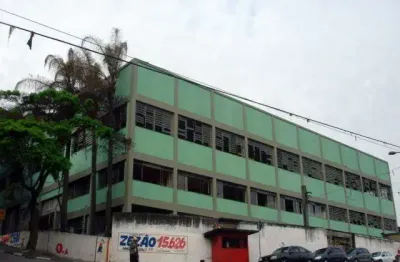 Casa comercial para alugar no Jardim Canhema, Diadema 