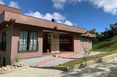 Casa em condomínio fechado à venda em rancho queimado/sc