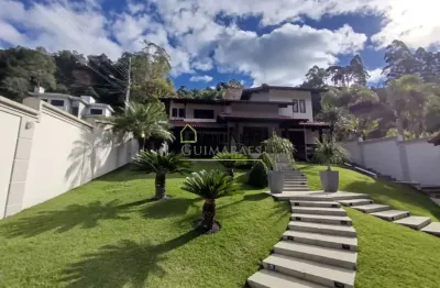 Casa com 6 quartos à venda no Centro, Angelina 