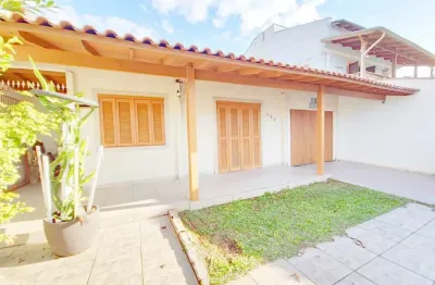 Casa com 3 quartos à venda na roque pesenato, 125, parque granja esperança, cachoeirinha, 200 m2 por r$ 400.000