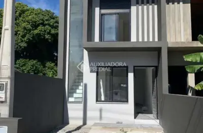 Casa com 2 quartos à venda na rua querência, 525, dona mercedes, gravataí, 70 m2 por r$ 294.000