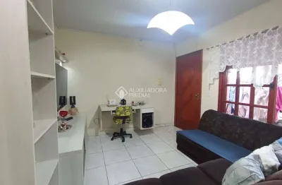 Casa com 2 quartos à venda na rua alamo, 80, jardim do bosque, cachoeirinha, 186 m2 por r$ 250.000