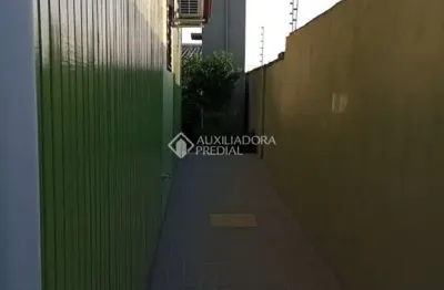 Casa com 3 quartos à venda na estácio de sá, 142, vila vista alegre, cachoeirinha, 140 m2 por r$ 389.000