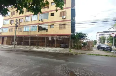 Apartamento com 2 quartos para alugar na avenida coronel joão batista s da silveira e souza, 706, vila eunice nova, cachoeirinha, 776 m2 por r$ 1.800