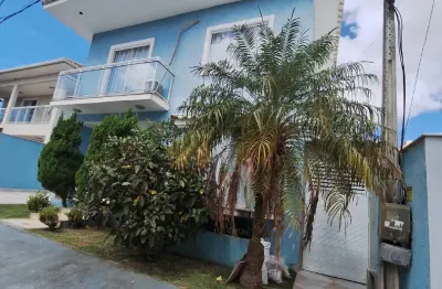 Casa em condomínio fechado com 4 quartos para alugar na Rua São José, 170, Granja dos Cavaleiros, Macaé