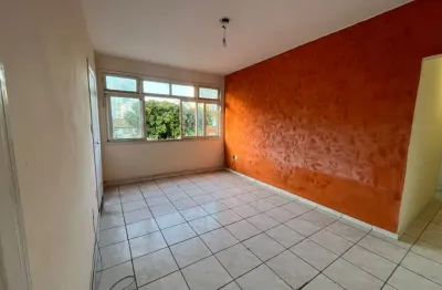 Apartamento com 2 dormitórios 82m² no boqueirão 380mil
