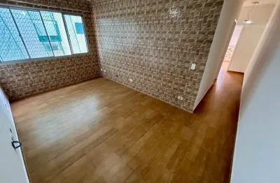 Apartamento de 2 dormitórios 80m² totalmente  reformado no marape
