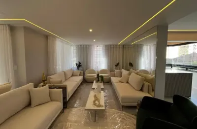 Apartamento de 4 dormitórios totalmente reformado 295m² na vila rica