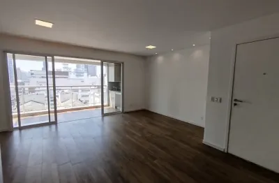 Apartamento de 3  dormitórios 100m² vista mar na quadra da praia
