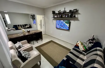 Casa sobreposta terrea de 2 dormitórios 92m2 no embaré 780mil