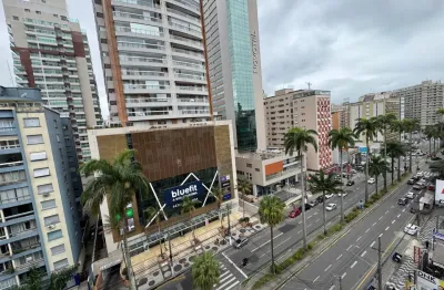 Apartamento de 2 dormitórios 86m² 250 metros da praia  no gonzaga