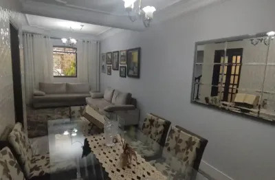 Excelente sobrado de 3 dormitórios com piscina e churrasqueira  no boqueirão