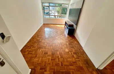 Apartamento de 2 dormitórios 92m²  na quadra da praia no jose menino