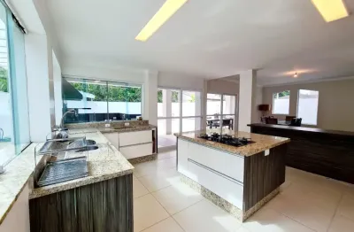 Casa com 5 dormitórios (3 suítes) à venda, 348 m² por r$ 3.900.000