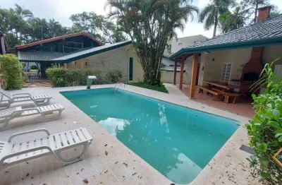 Casa de 4 dormitórios no modulo 30 com piscina e churrasqueira