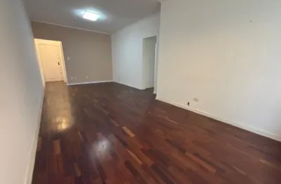 Apartamento de 2 dormitórios 119m² com dependencia na ponta da praia 650mil