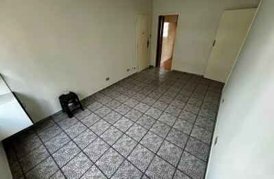 Apartamento de 2 dormitórios 90m² no boqueirão na quadra da praia