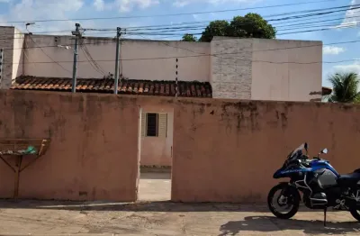 Casa com 2 quartos para alugar na Rua M-13, Jardim Nossa Senhora Aparecida, Cuiabá