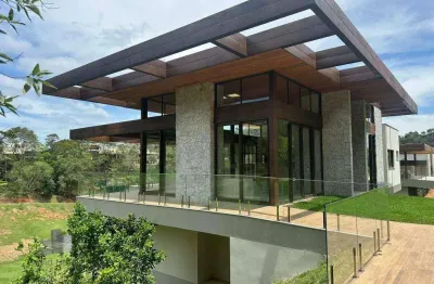 Casa de alto padrão no condomínio espelho d’água — viva o melhor das montanhas capixabas