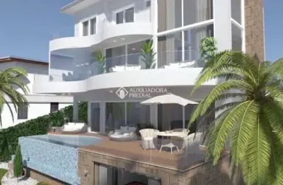 Casa em condomínio fechado com 4 quartos à venda na theobaldo prinstrop, 788, centro, gramado, 500 m2 por r$ 4.770.000