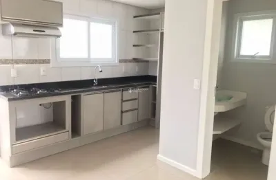 Casa em condomínio fechado com 2 quartos à venda na rua joão simplício, 456, centro, canela, 90 m2 por r$ 848.000