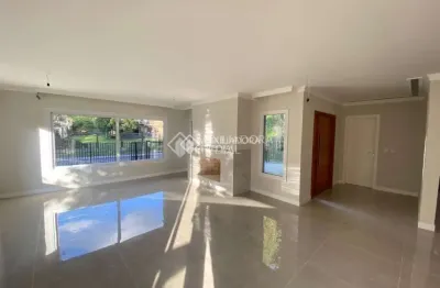 Casa com 3 quartos à venda na dr. saint pastous, 90, centro, canela, 220 m2 por r$ 2.500.000