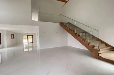 Casa com 3 quartos à venda na gentil bonato, 11, centro, gramado, 350 m2 por r$ 2.890.000