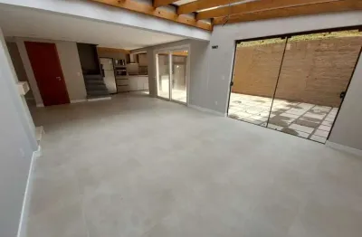 Casa com 3 quartos à venda na avenida josé luiz correa pinto, 1276, parque das hortênsias, canela, 142 m2 por r$ 1.050.000