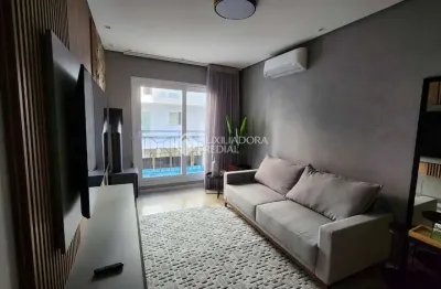 Apartamento com 1 quarto à venda na rua fernando ferrari, 463, centro, canela, 48 m2 por r$ 710.000