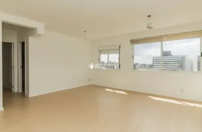 Apartamento com 3 quartos à venda na avenida dom cláudio josé gonçalves ponce de leão, 140, vila ipiranga, porto alegre, 68 m2 por r$ 450.000