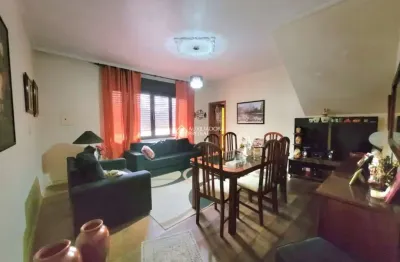 Casa com 4 quartos à venda na rua doutor alberto albertini, 329, são sebastião, porto alegre, 268 m2 por r$ 933.000